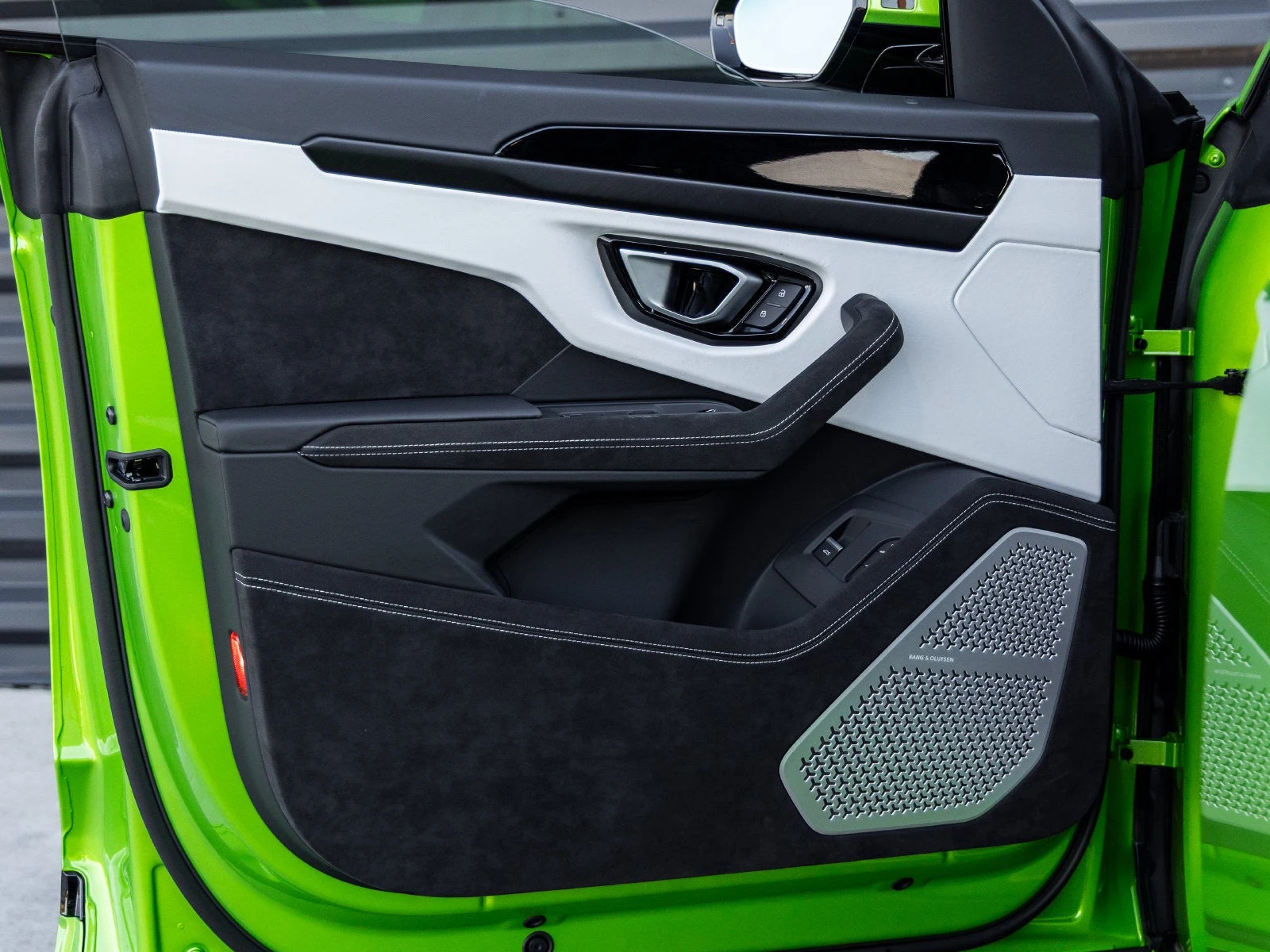 2024 Lamborghini Urus S, 19/20