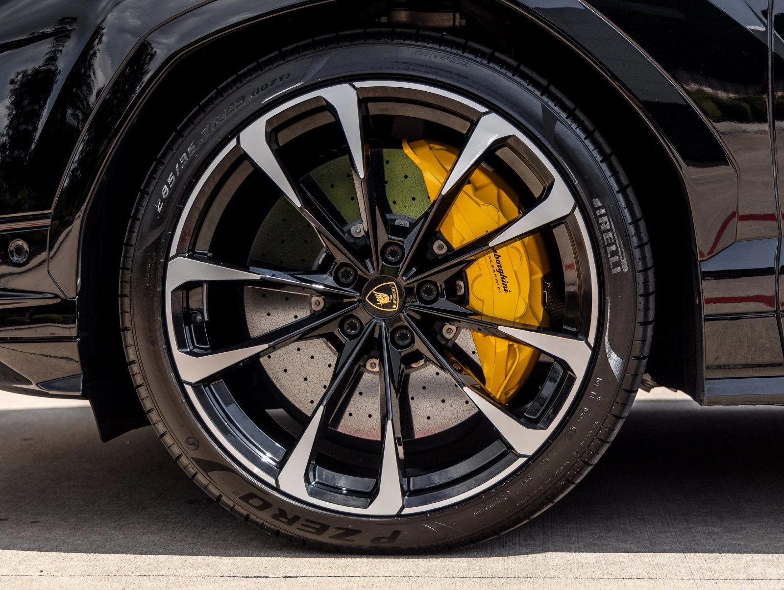 2024 Lamborghini Urus S, 13/20