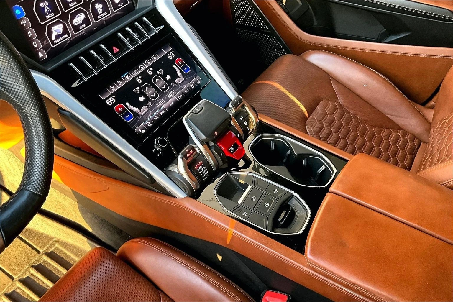2019 Lamborghini Urus, 15/20