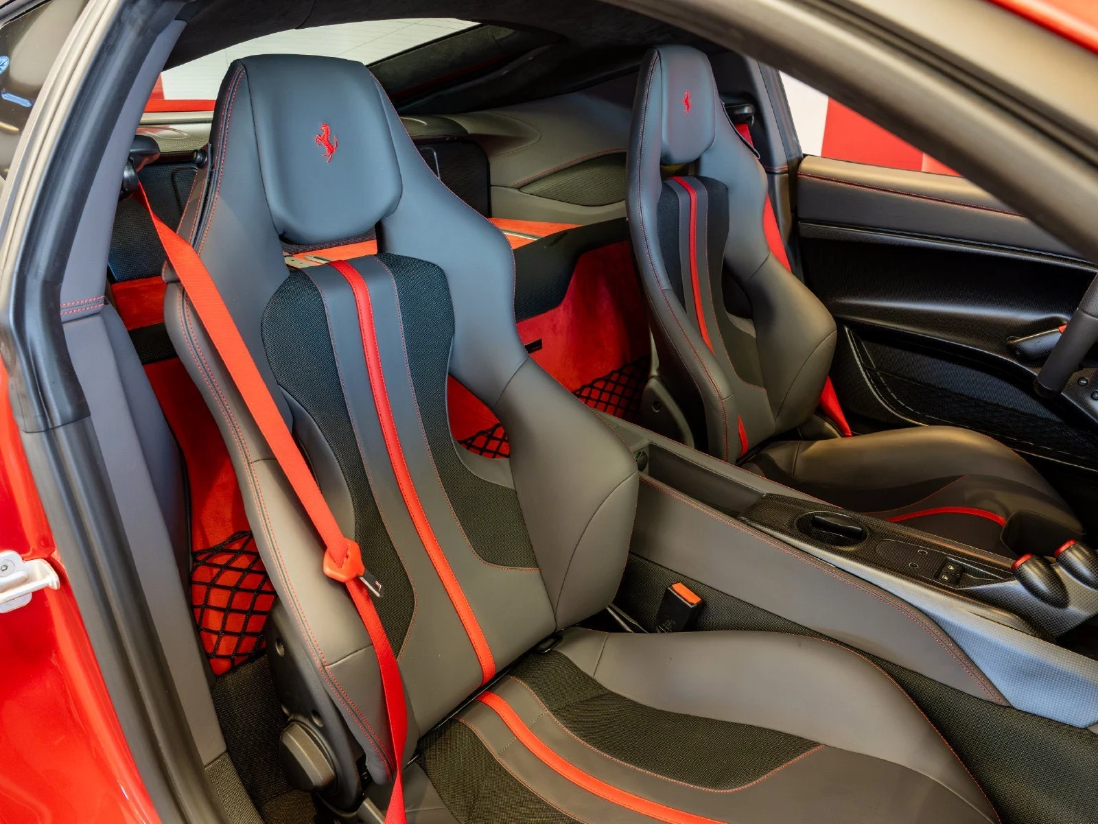 2017 Ferrari F12tdf, 19/20