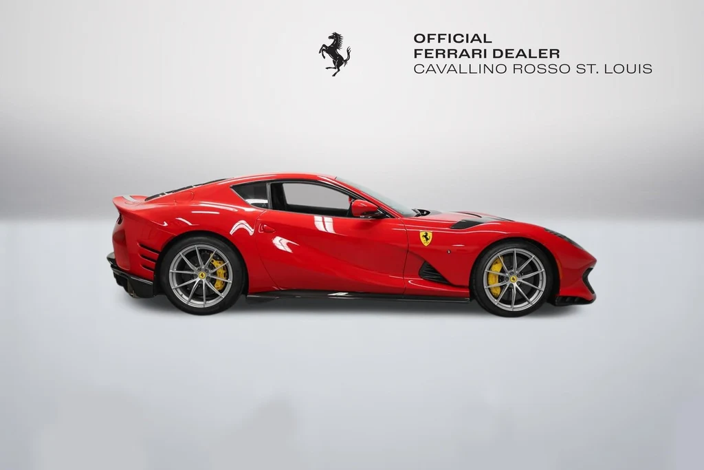 2023 Ferrari 812 Competizione, 6/20
