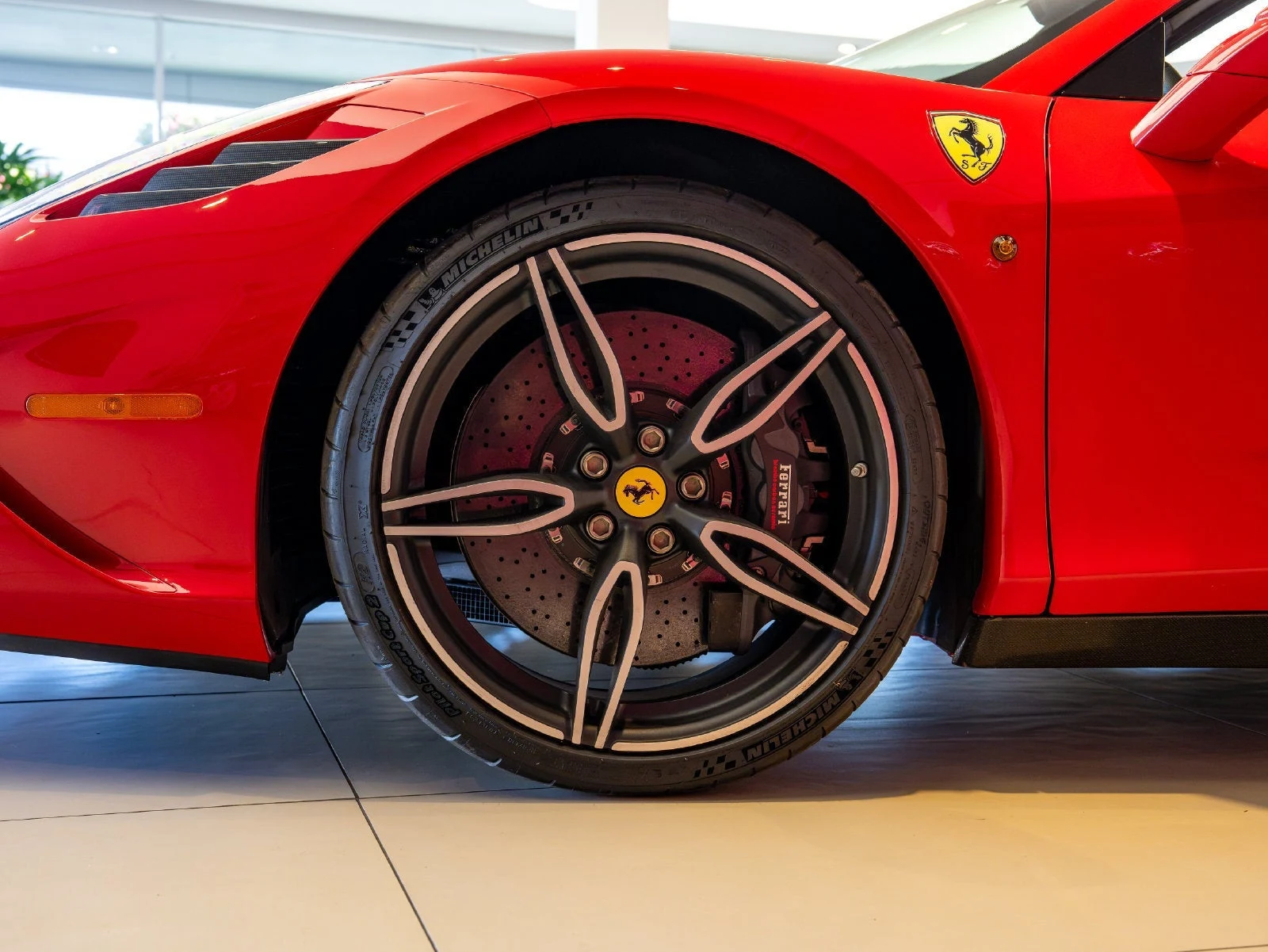 2015 Ferrari 458 Speciale A, 4/20