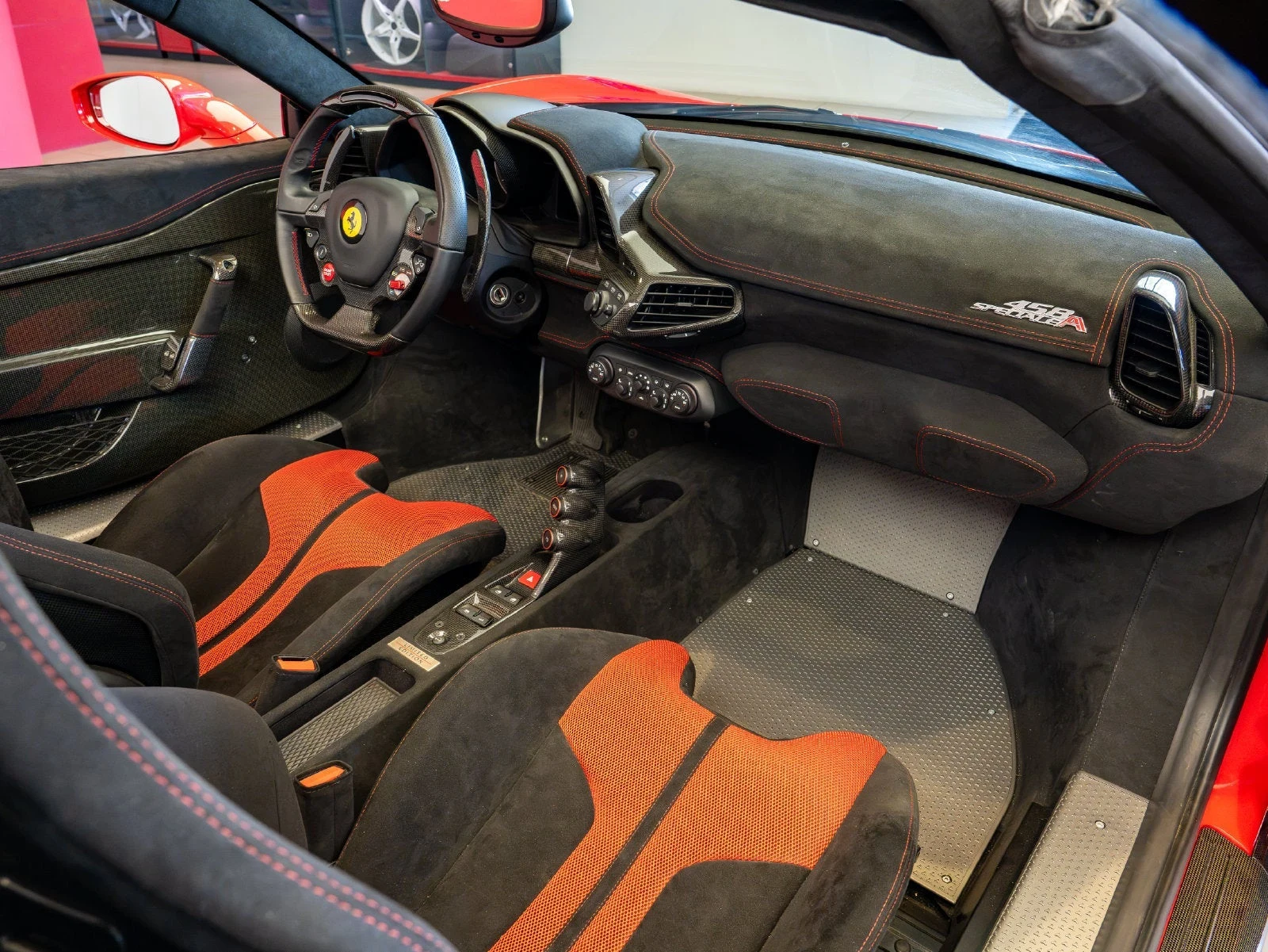 2015 Ferrari 458 Speciale A, 17/20