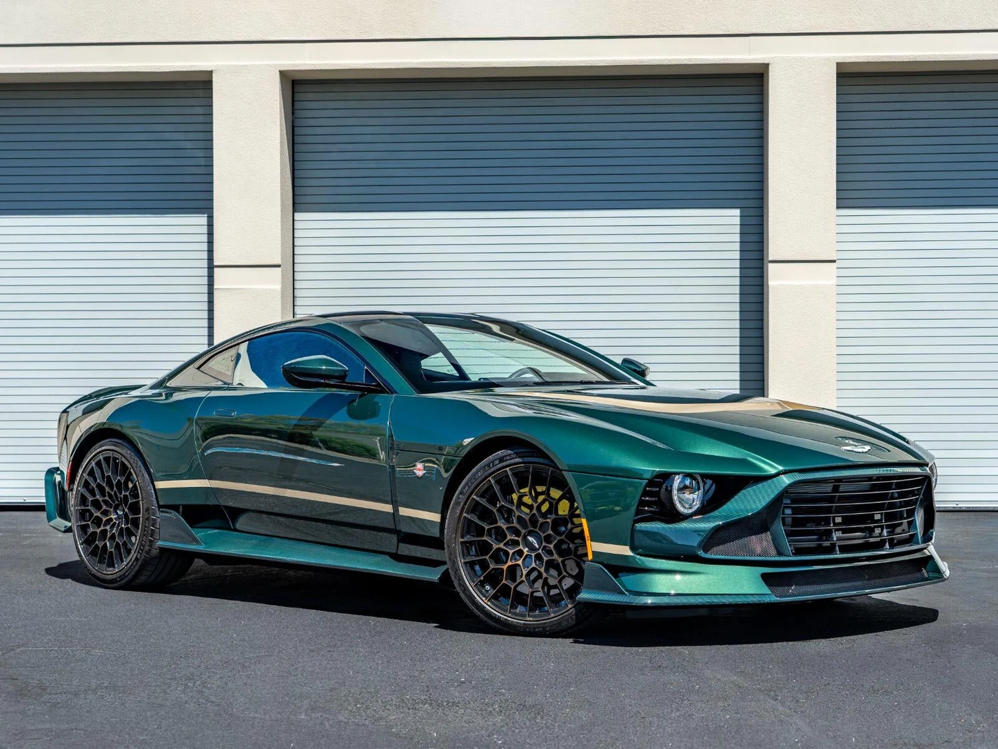 2024 Aston Martin Valour, 11/20