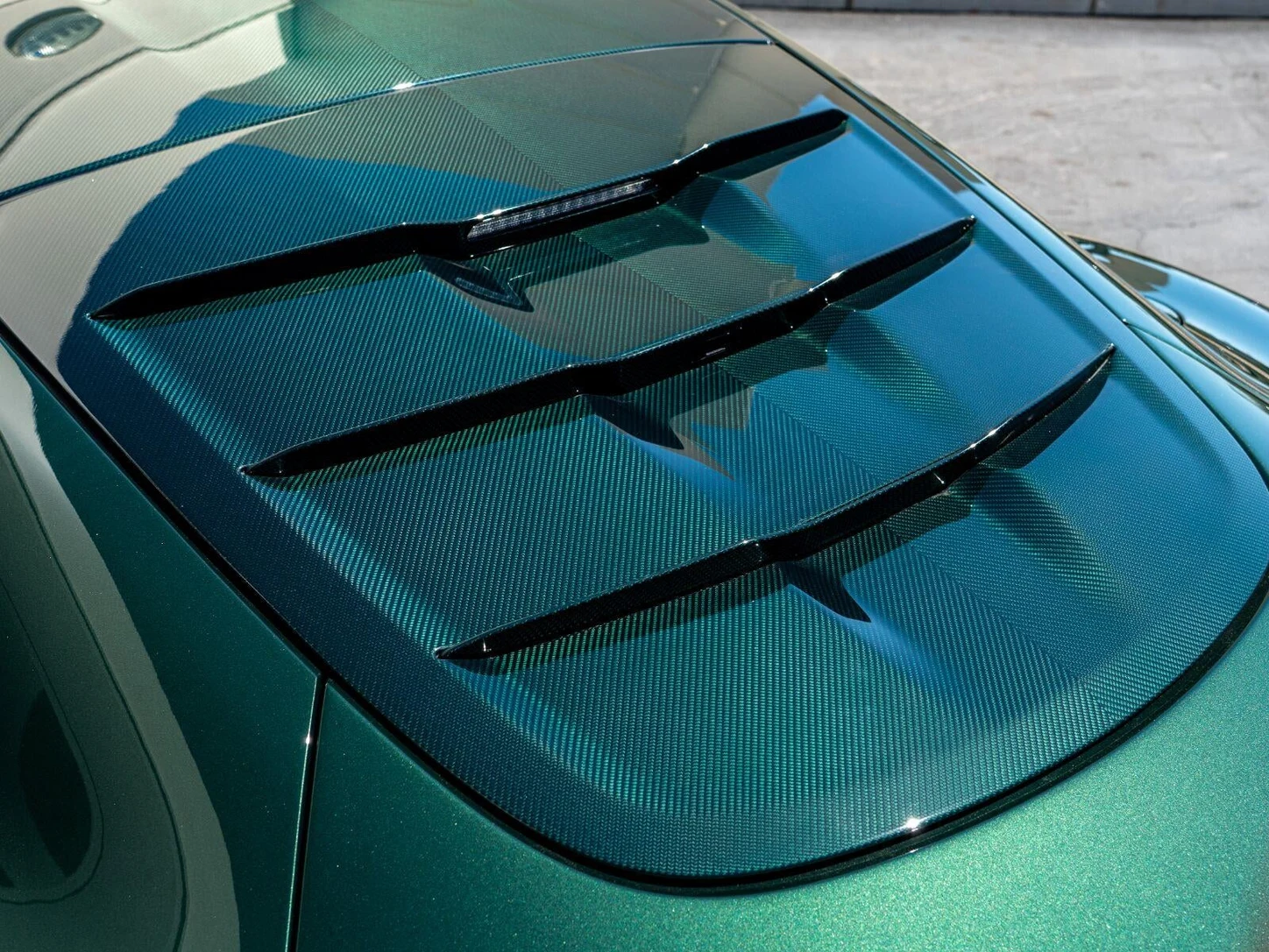 2024 Aston Martin Valour, 14/20