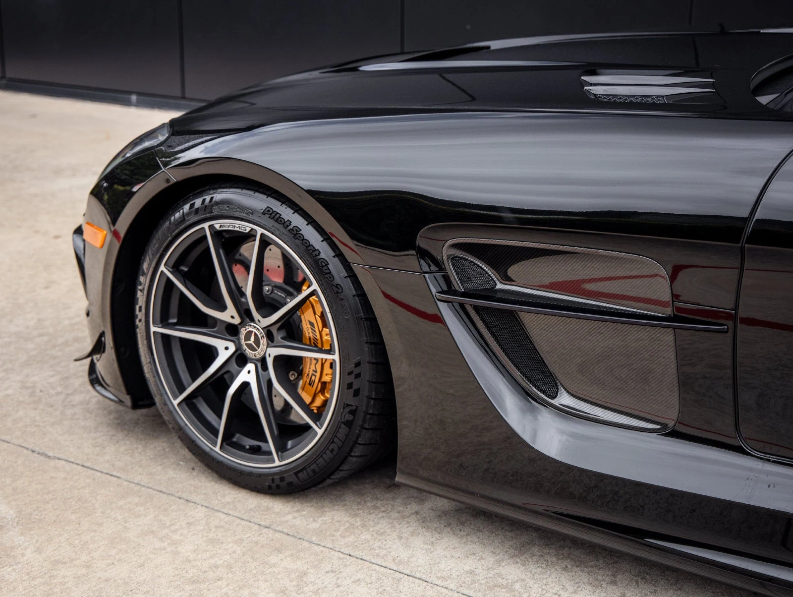 2014 Mercedes-Benz SLS AMG Black Series, 19/20