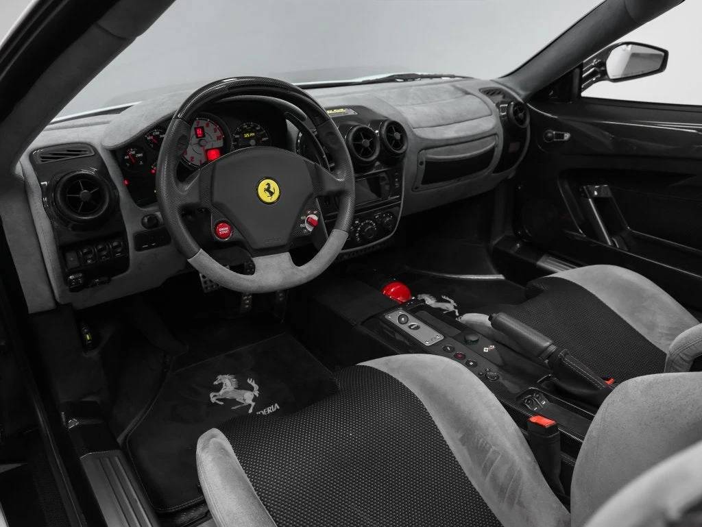 2009 Ferrari Scuderia Spider 16M, 2/20