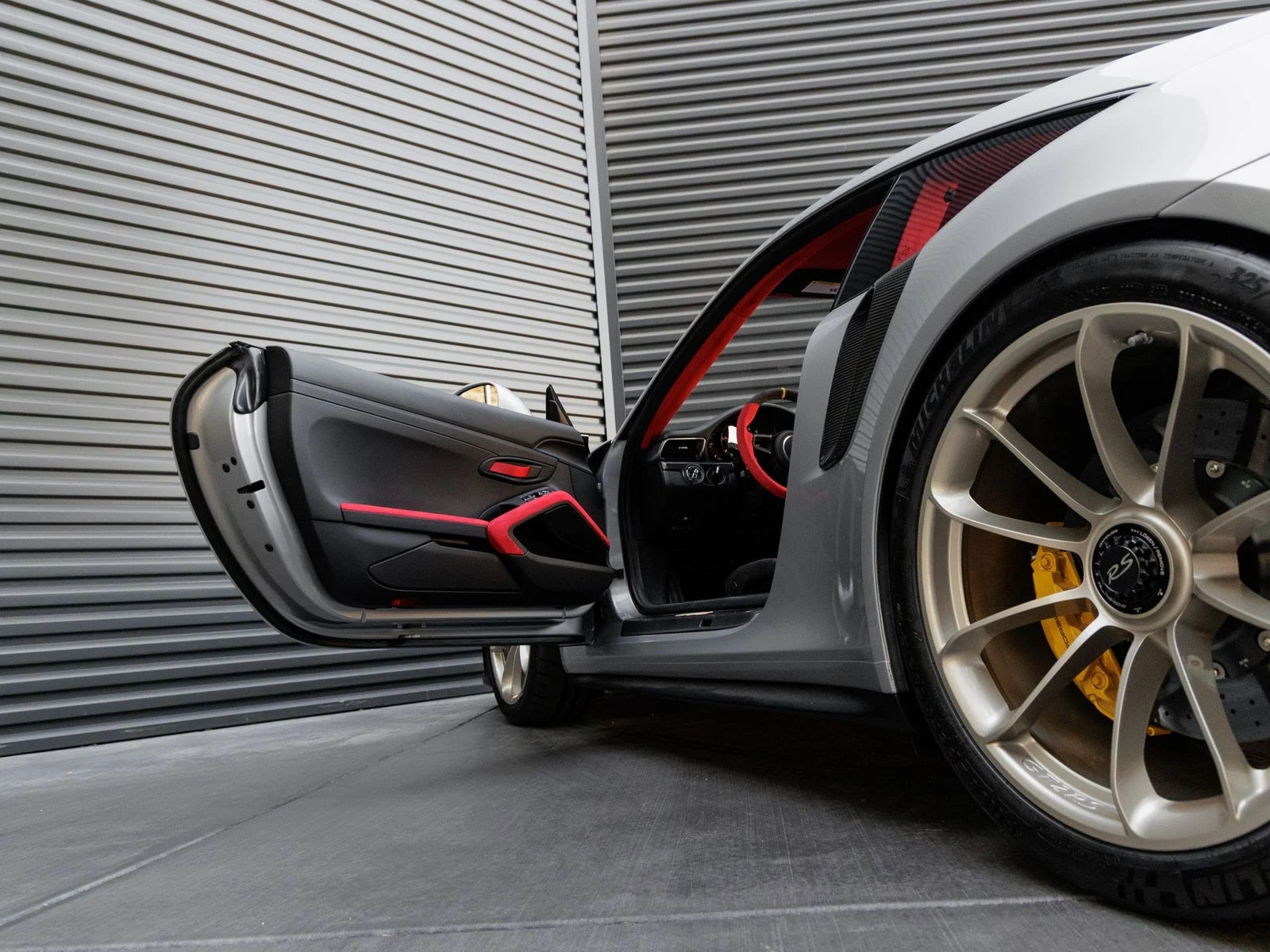 2019 Porsche 911 GT2 RS (991.2), 15/20
