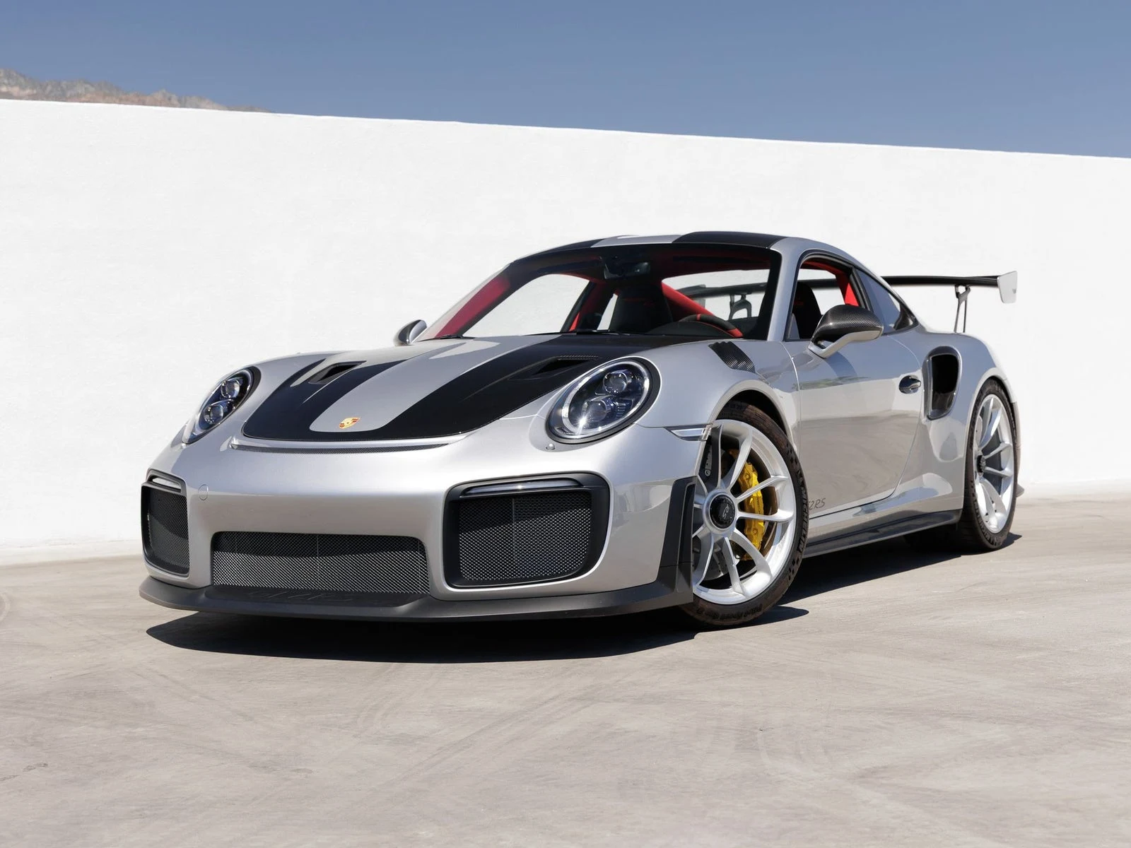 Porsche 911 GT2 RS (991.2) · Gt-Silver Metallic · Indigo Auto Group