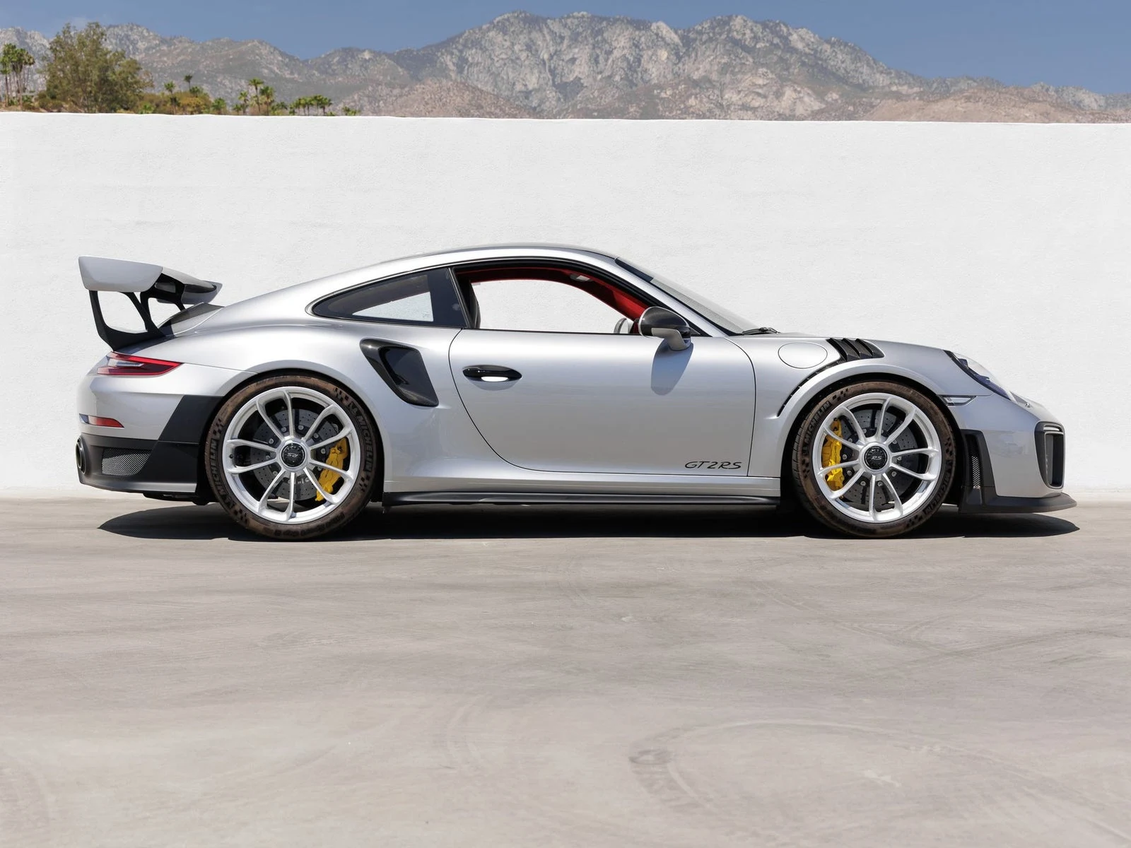 2018 Porsche 911 GT2 RS (991.2), 8/20