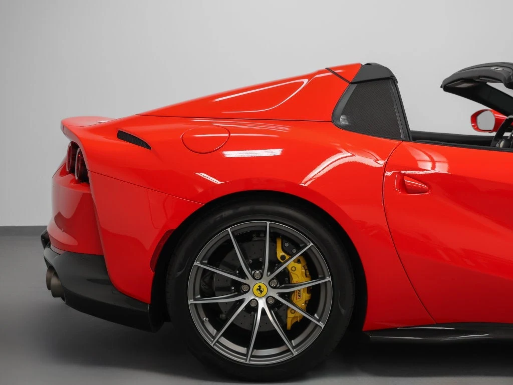 2023 Ferrari 812 GTS, 5/20