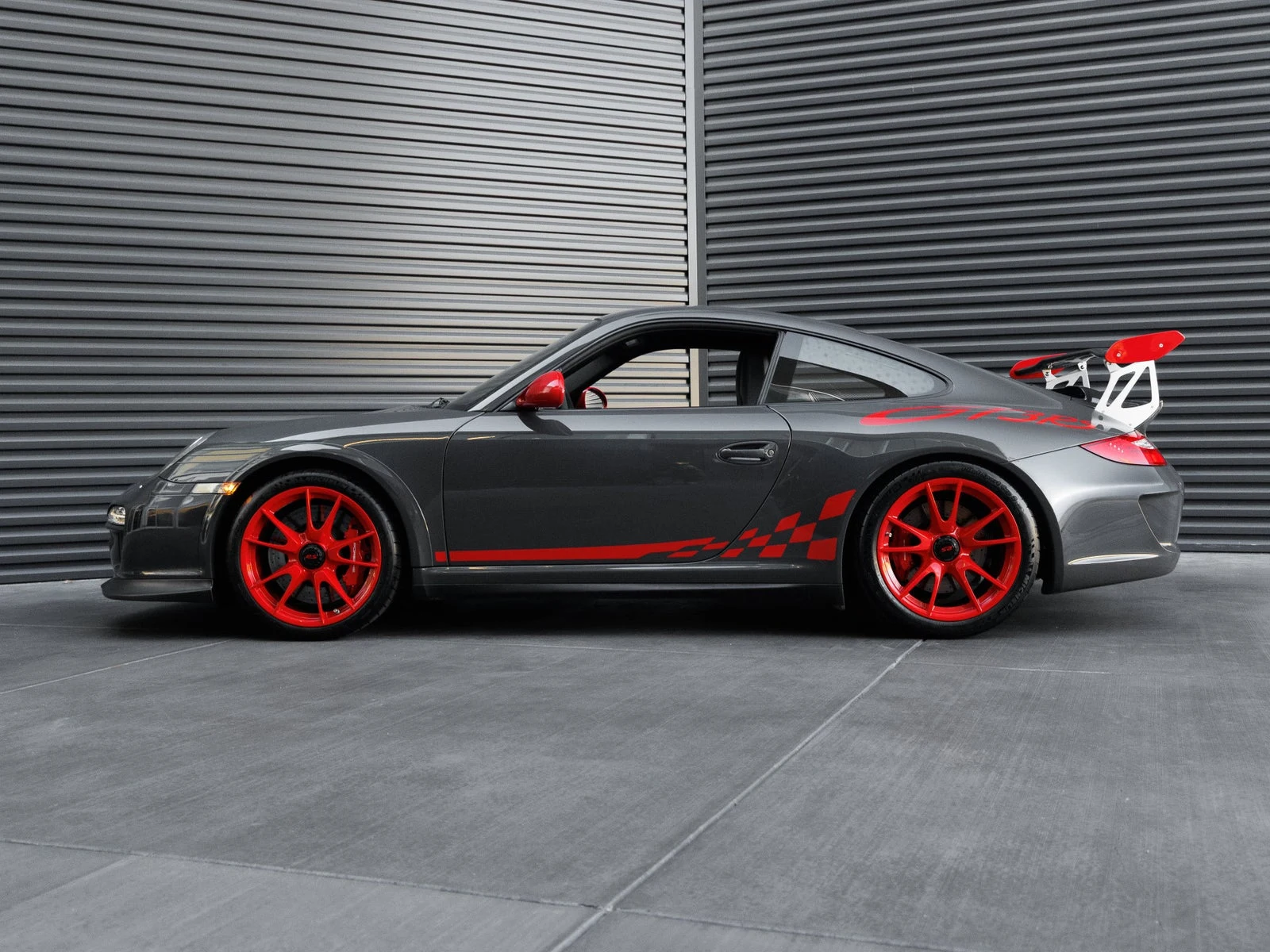 2011 Porsche 911 GT3 RS (997.2), 2/20