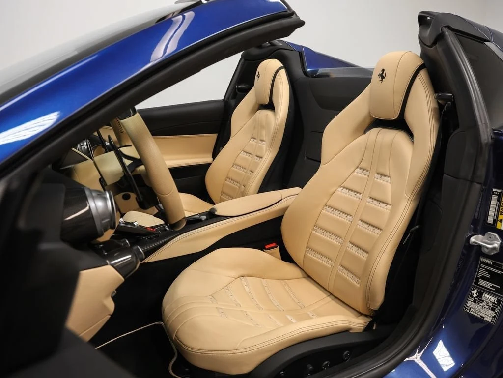 2021 Ferrari 812 GTS, 3/20