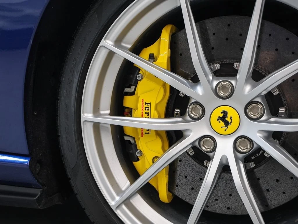2021 Ferrari 812 GTS, 12/20