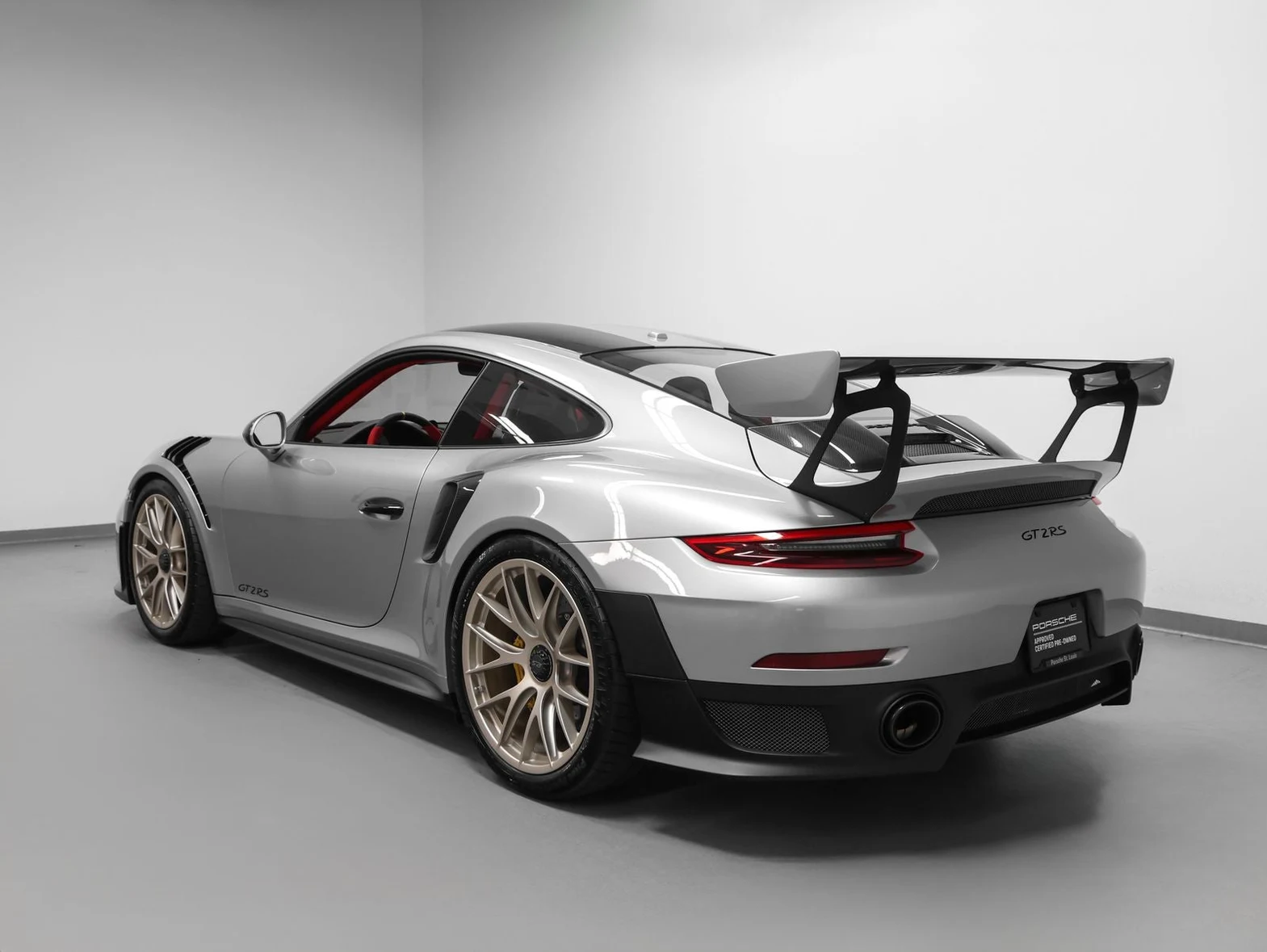 2018 Porsche 911 GT2 RS (991.2), 3/20