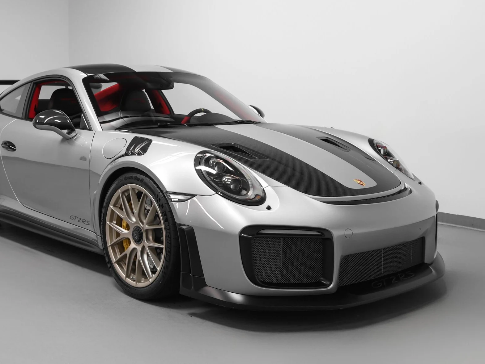 2018 Porsche 911 GT2 RS (991.2), 8/20