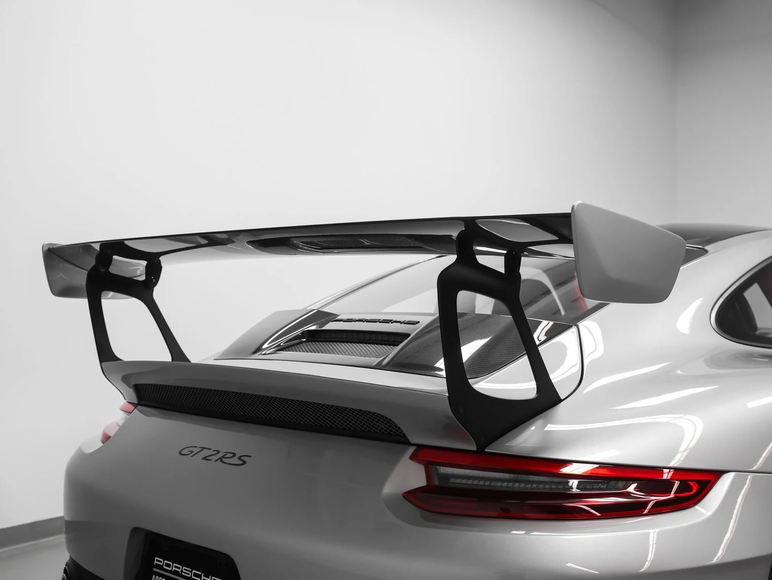 2018 Porsche 911 GT2 RS (991.2), 13/20