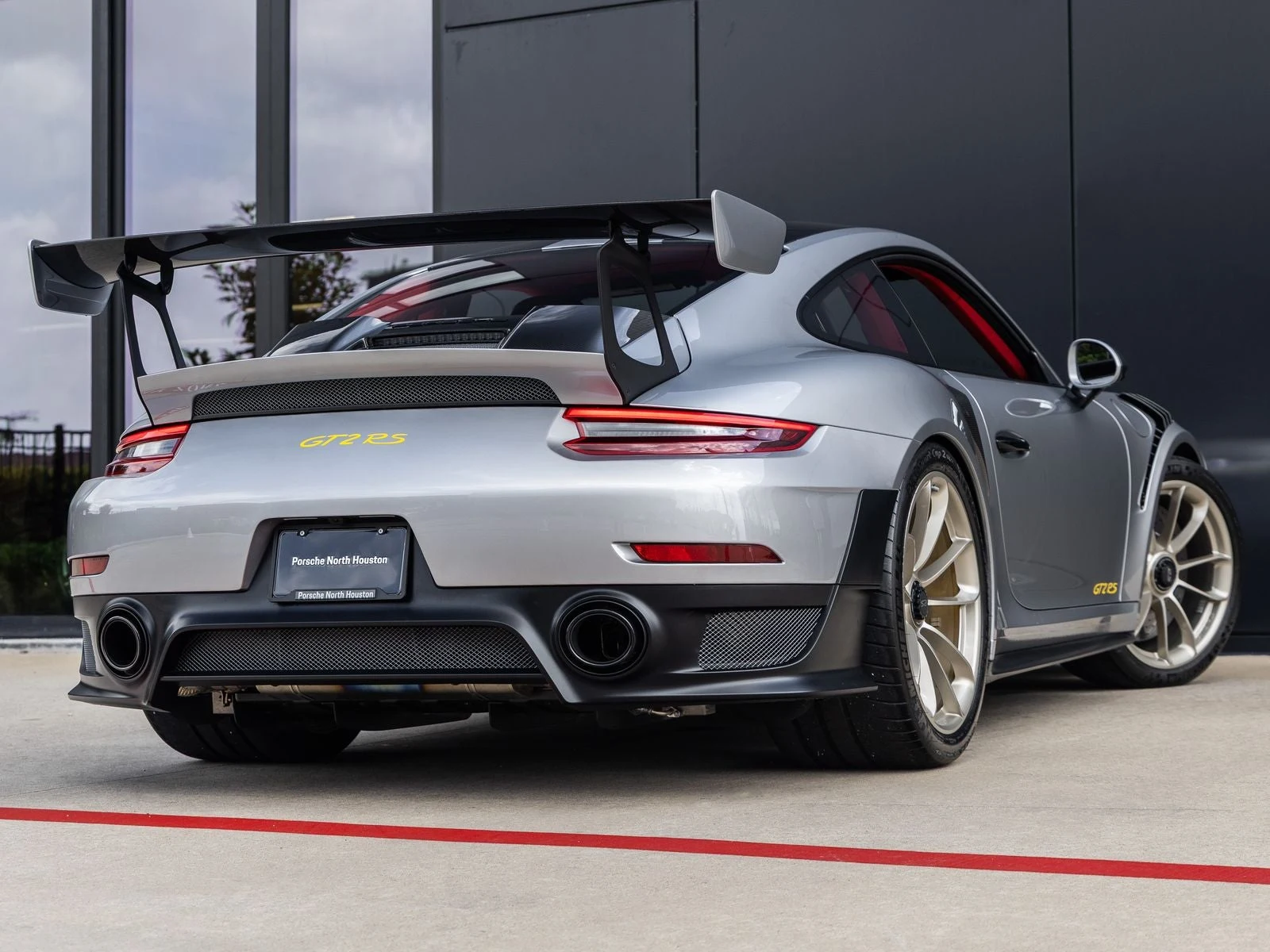 2018 Porsche 911 GT2 RS (991.2), 13/20