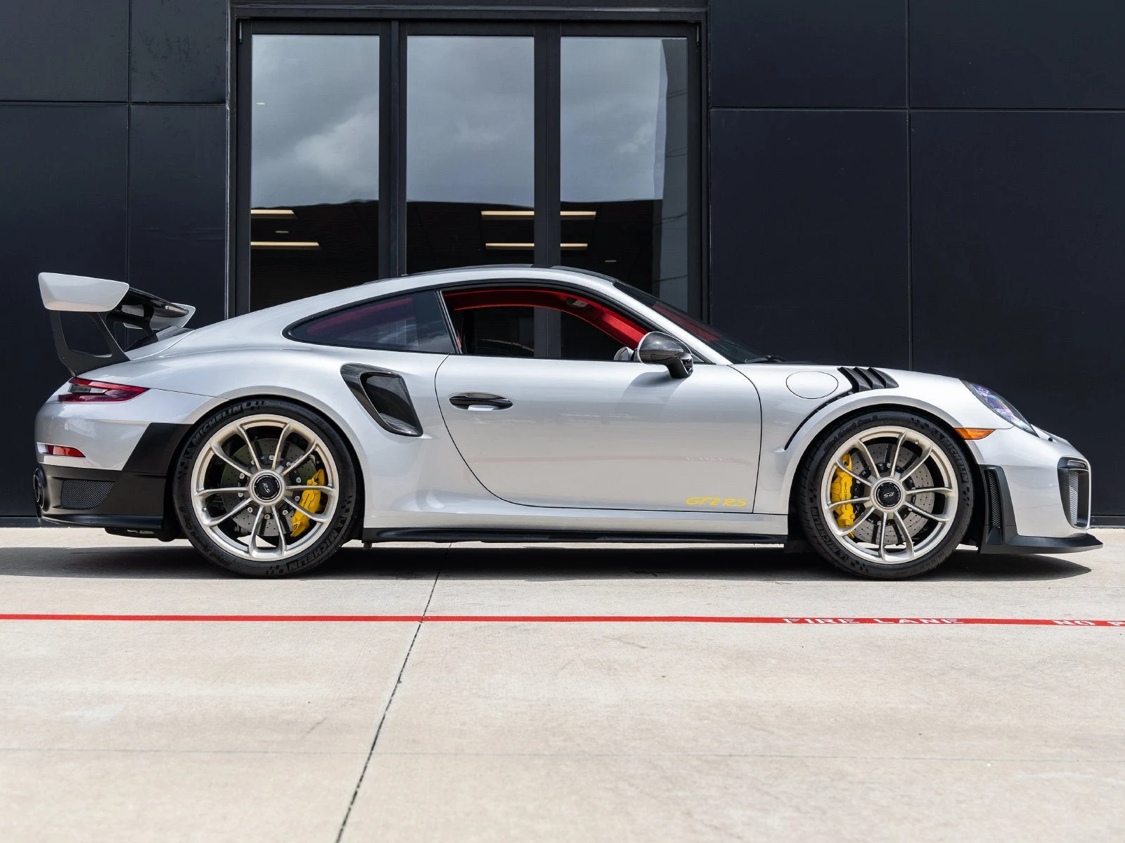 2018 Porsche 911 GT2 RS (991.2), 14/20