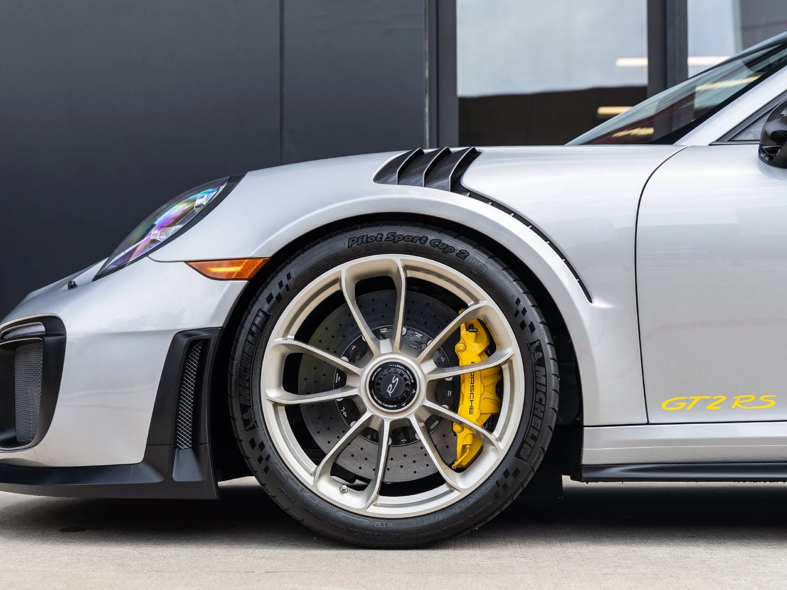2018 Porsche 911 GT2 RS (991.2), 15/20