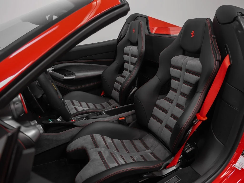 2023 Ferrari F8 Spider, 2/20