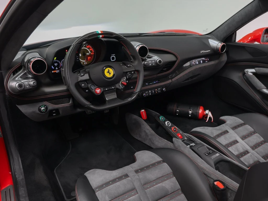 2023 Ferrari F8 Spider, 3/20