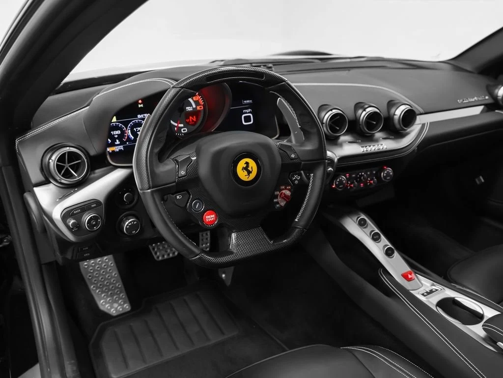 2017 Ferrari F12berlinetta, 2/20