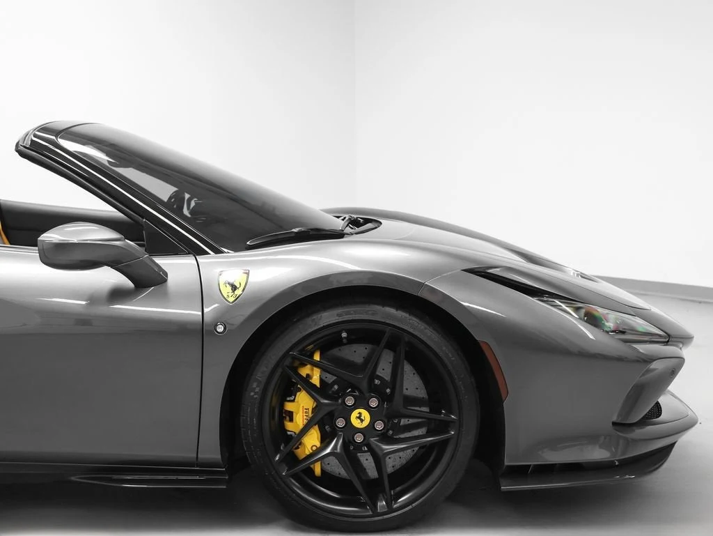 2022 Ferrari F8 Spider, 14/20