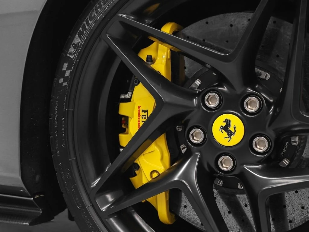 2022 Ferrari F8 Spider, 16/20