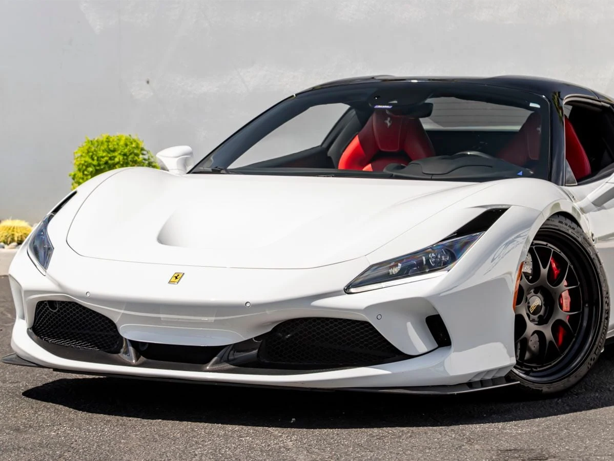 2022 Ferrari F8 Spider, 3/20