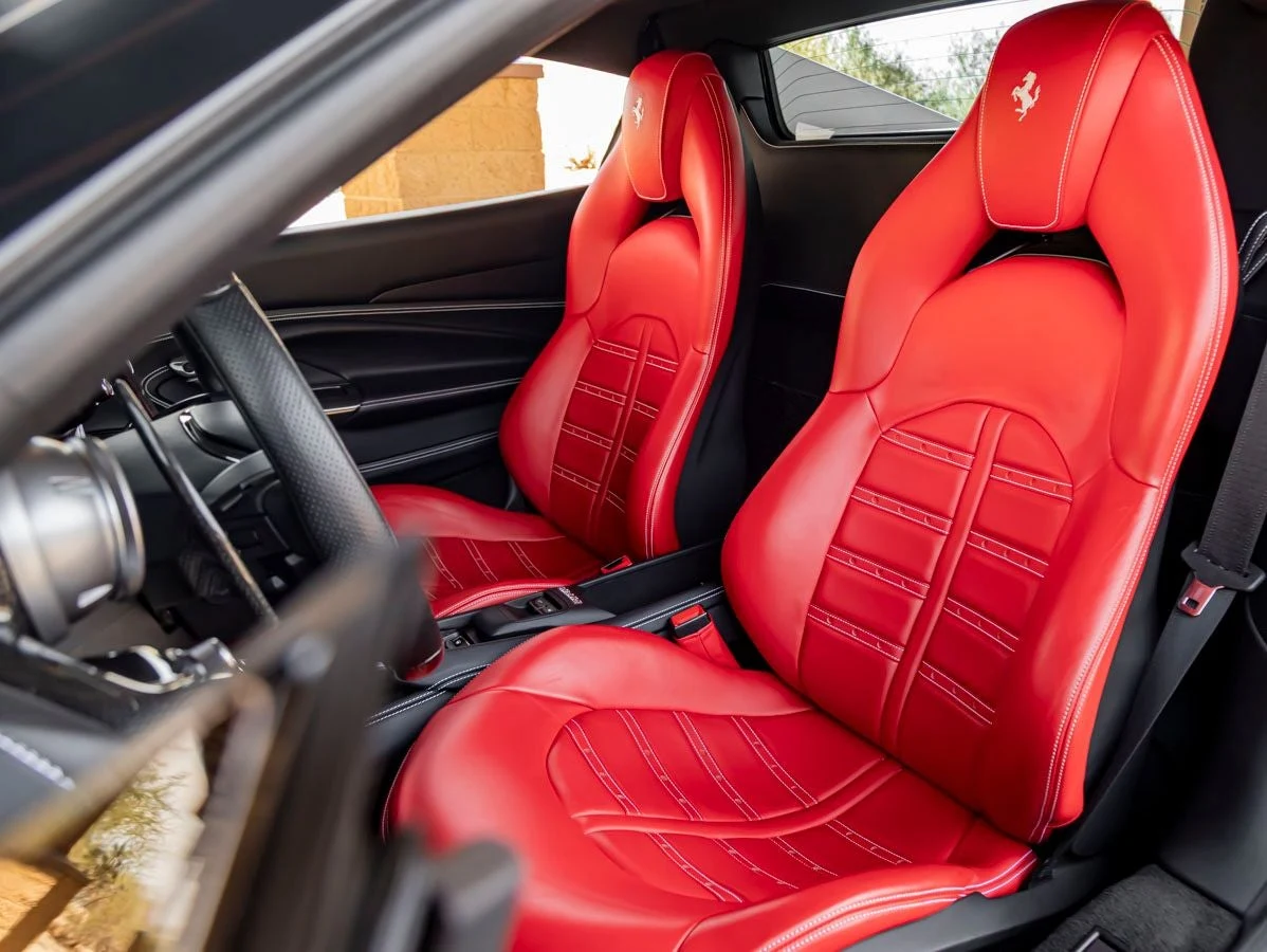 2022 Ferrari F8 Spider, 17/20