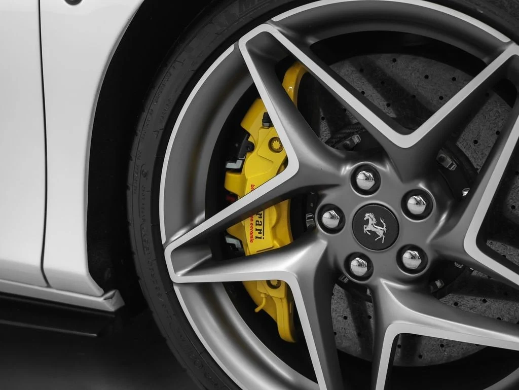 2022 Ferrari F8 Spider, 11/20