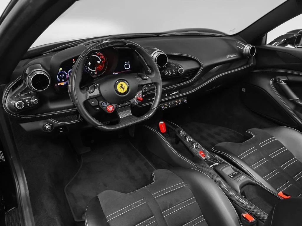 2021 Ferrari F8 Spider, 2/20