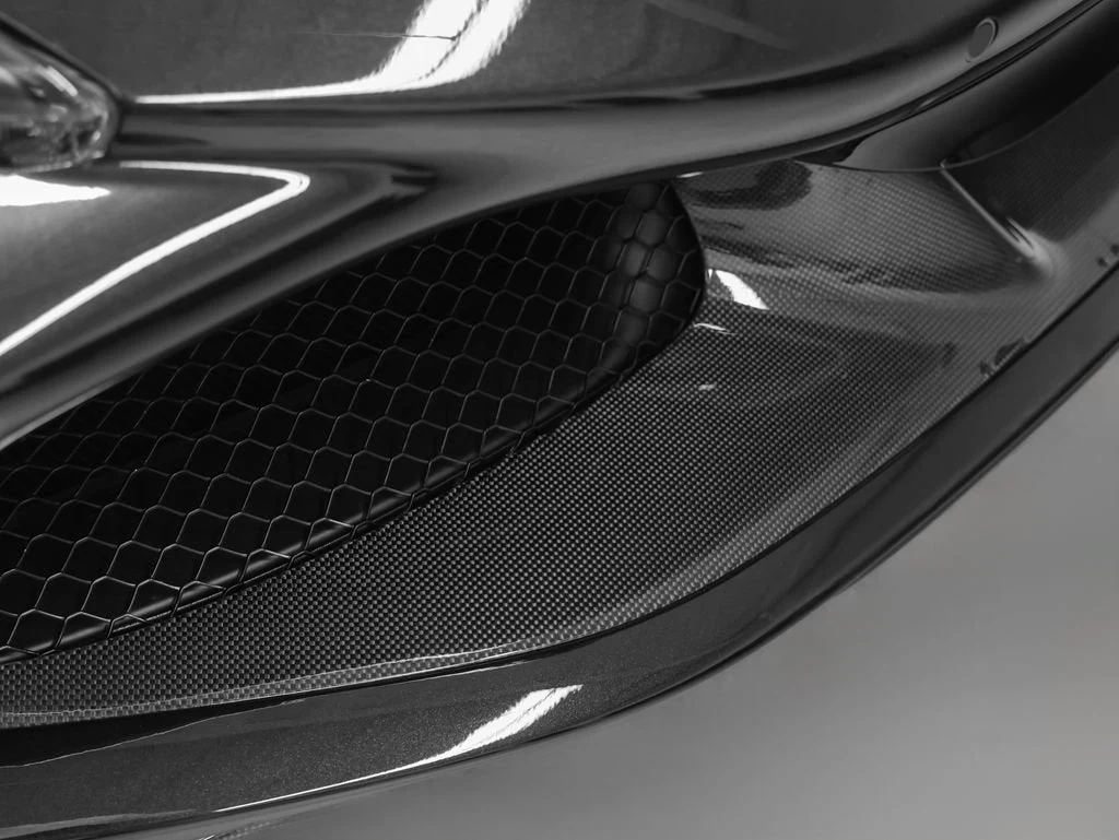 2021 Ferrari F8 Spider, 6/20