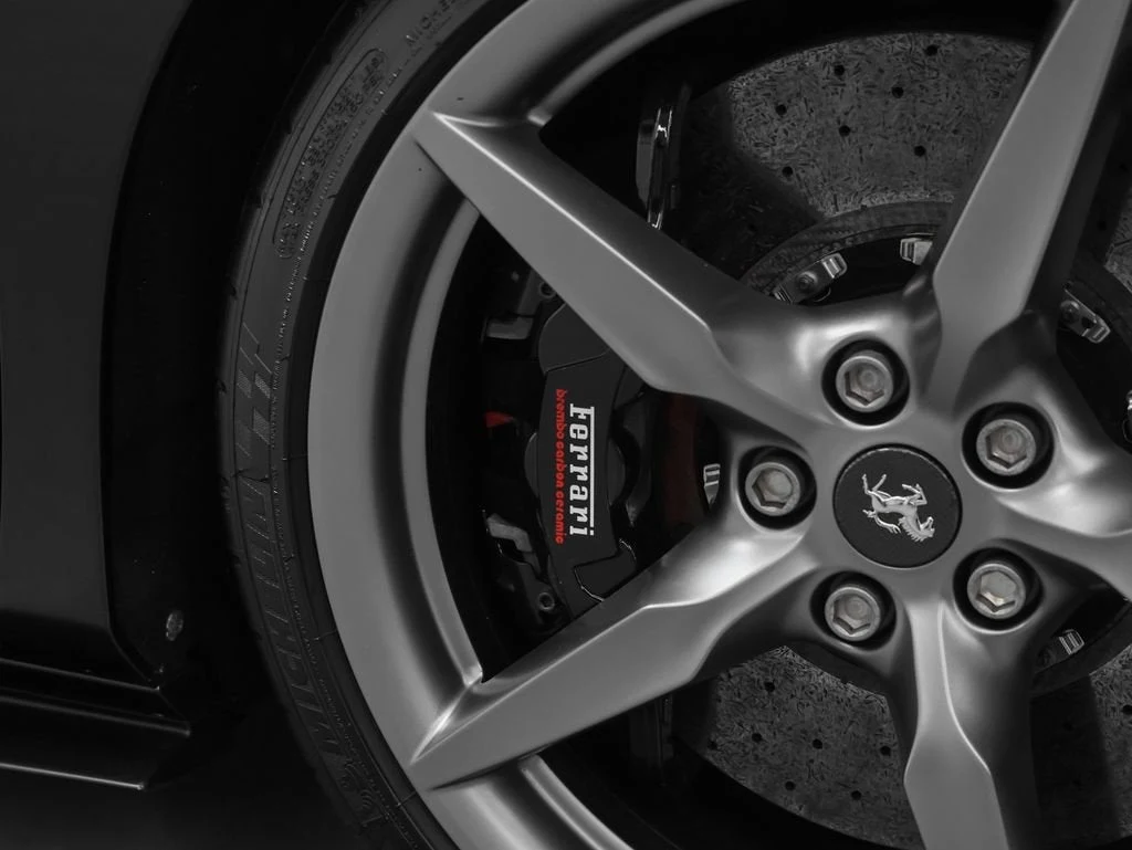 2021 Ferrari F8 Spider, 12/20