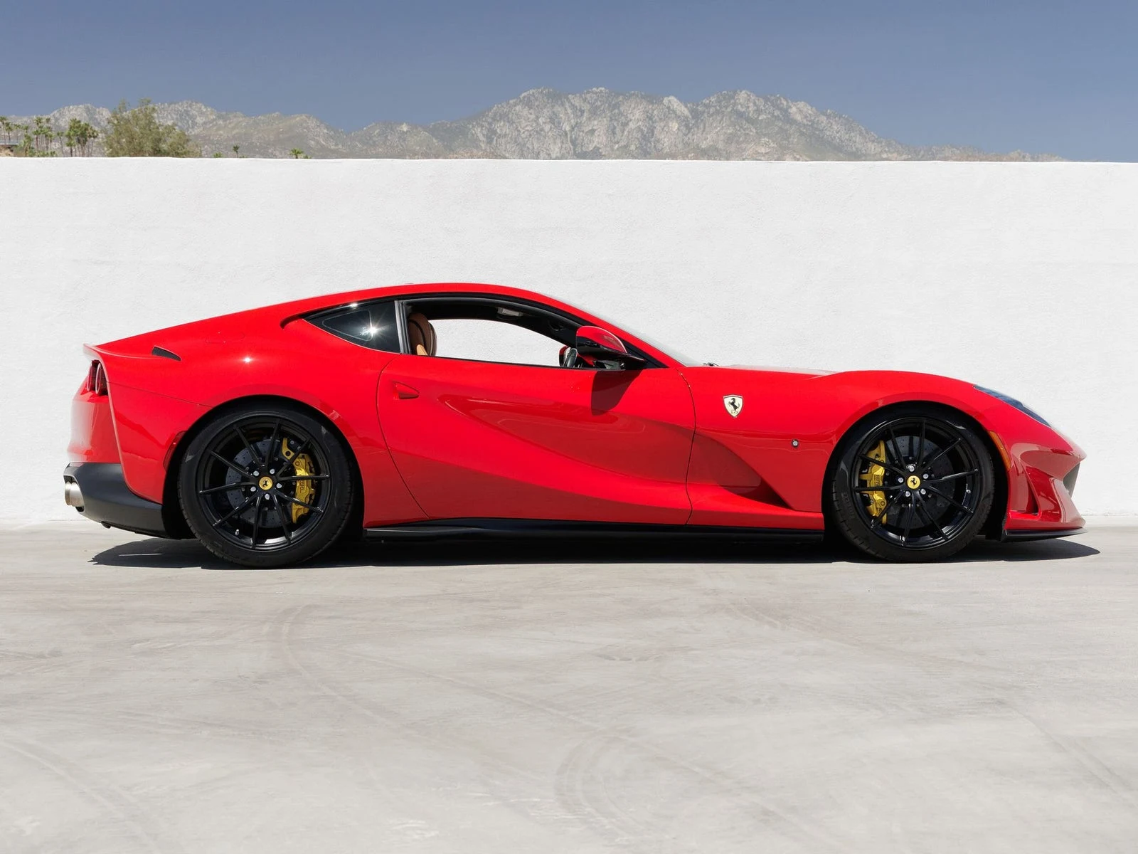 2019 Ferrari 812 Superfast, 8/20