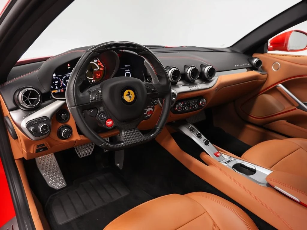 2017 Ferrari F12berlinetta, 2/20