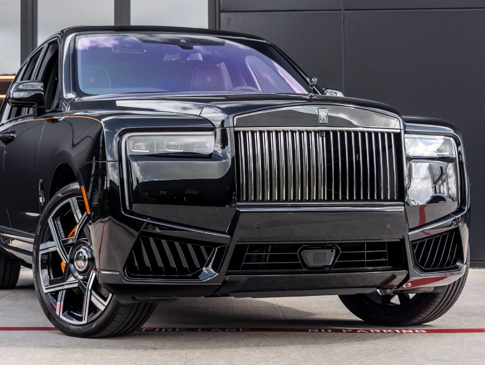 2026 Rolls-Royce Cullinan Black Badge Series II, 8/20