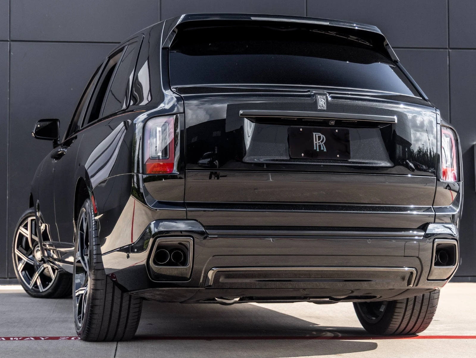 2026 Rolls-Royce Cullinan Black Badge Series II, 9/20