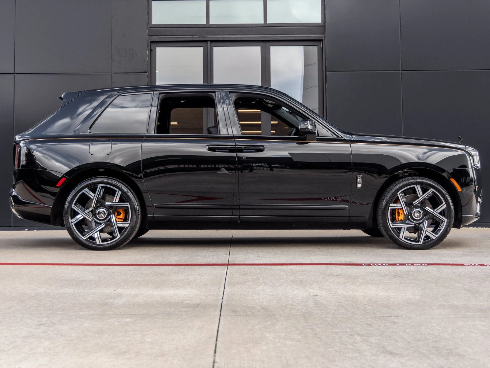 2026 Rolls-Royce Cullinan Black Badge Series II, 12/20