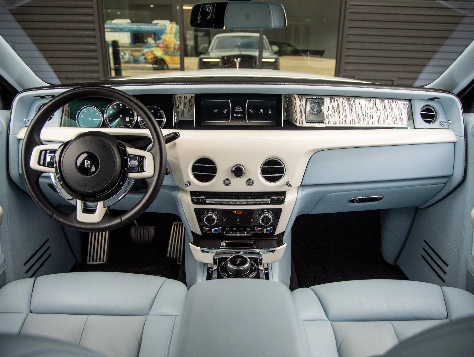 2023 Rolls-Royce Phantom VIII Series II, 4/20