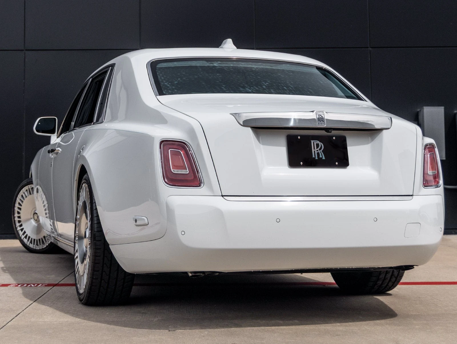2023 Rolls-Royce Phantom VIII Series II, 9/20