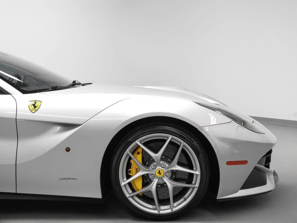 2014 Ferrari F12berlinetta, 11/20