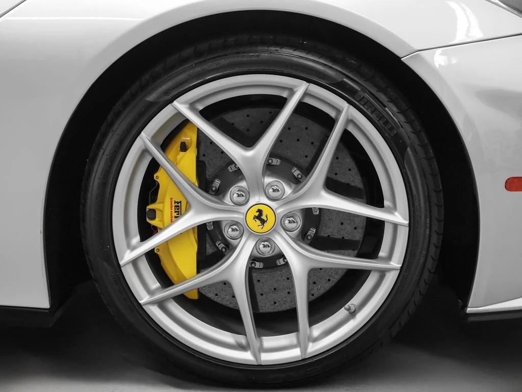 2014 Ferrari F12berlinetta, 12/20