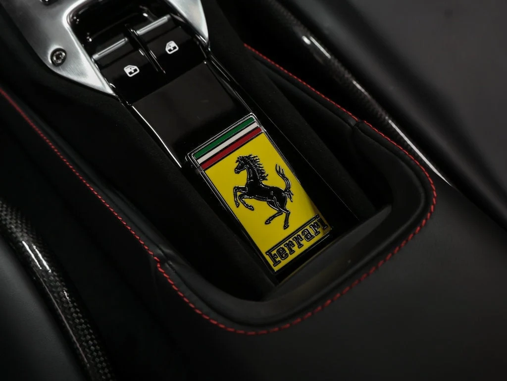 2022 Ferrari SF90 Stradale, 17/19