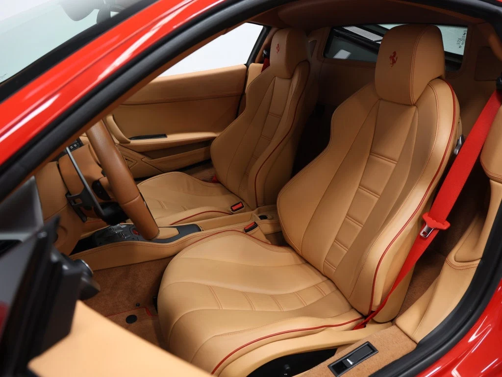 2013 Ferrari 458 Italia, 3/20