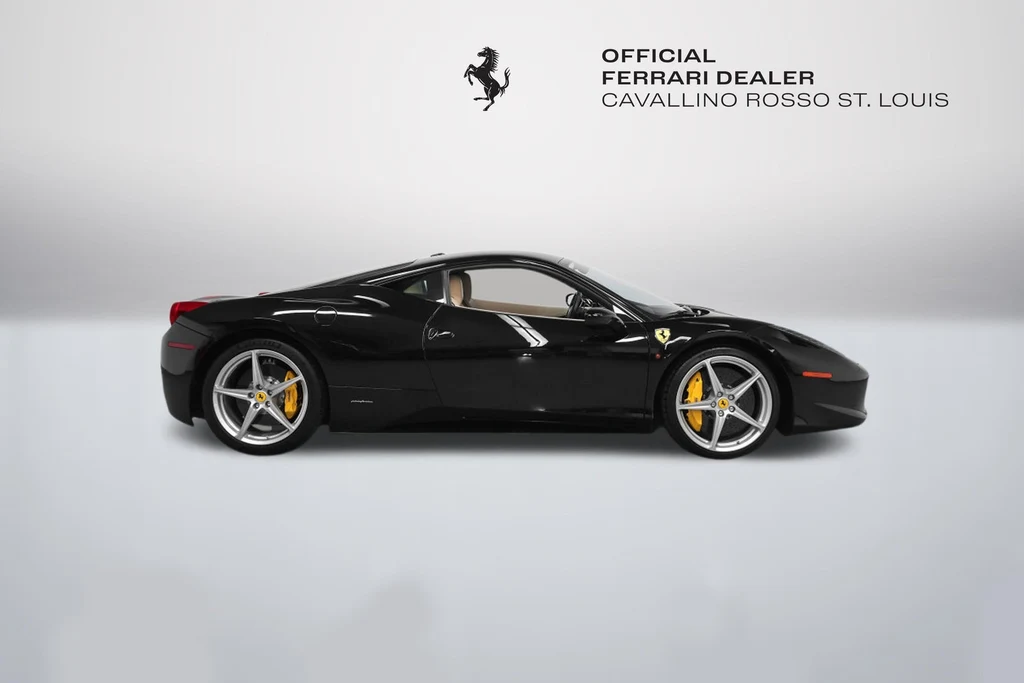 2010 Ferrari 458 Italia, 4/20