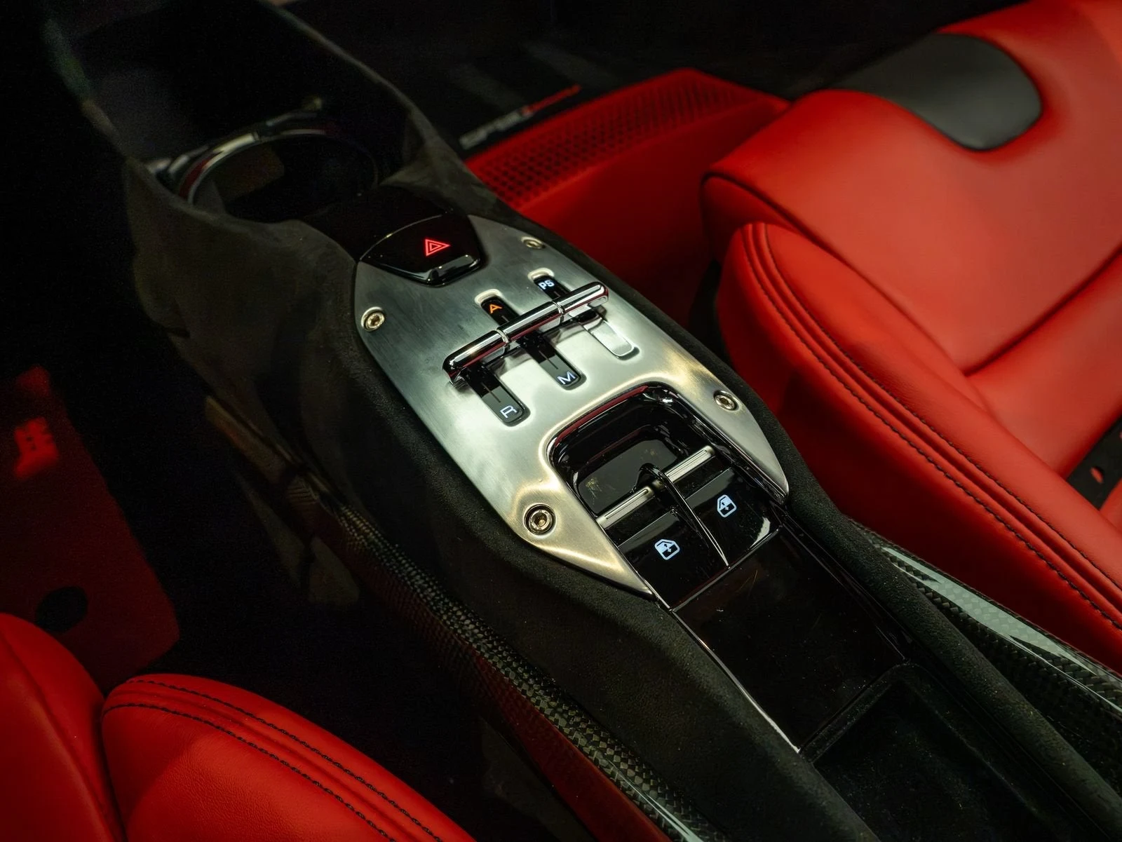 2021 Ferrari SF90 Stradale, 15/20