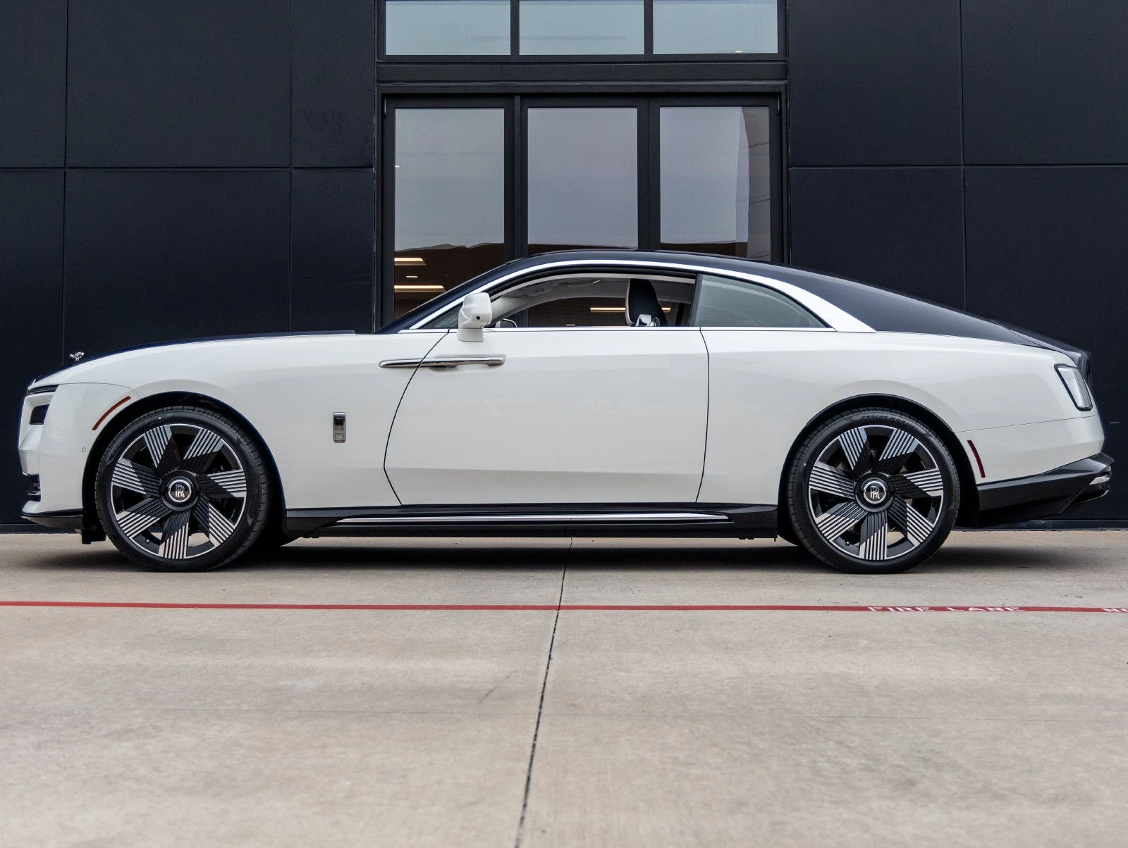 2026 Rolls-Royce Spectre, 3/20