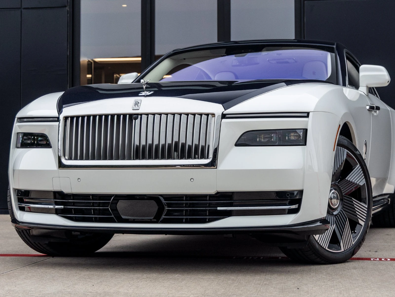 2026 Rolls-Royce Spectre, 6/20
